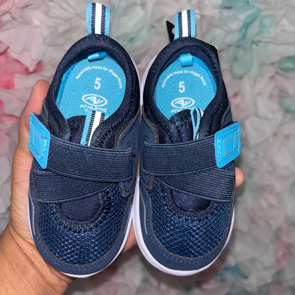 Navy Blue Sneakers With Velcro Strap And Rubber Sole